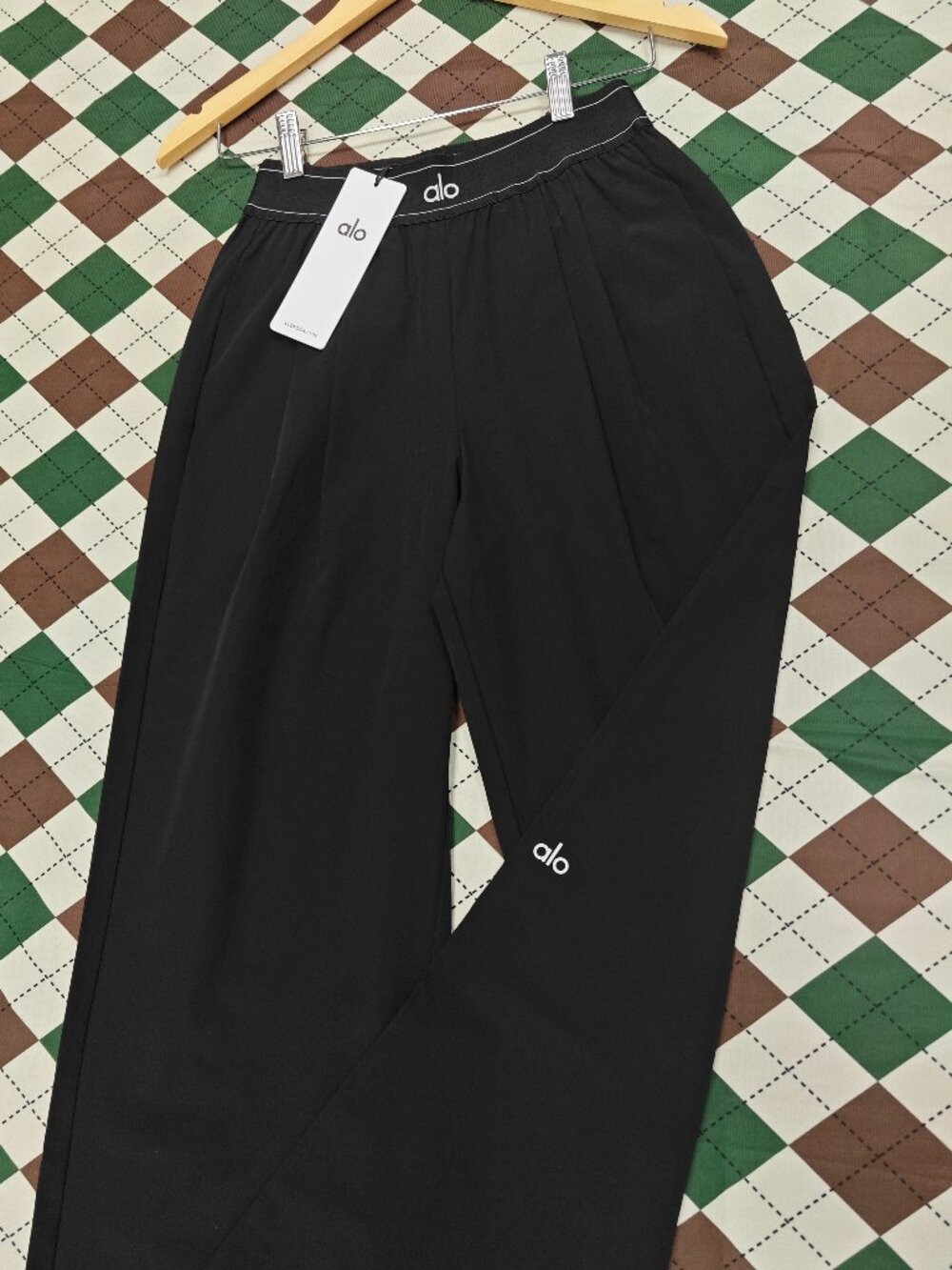 Women's Black ALO Yoga Suit Up Trouser 💙Athleisure Relaxed Fit Pants NWT💛 - Picture 3 of 9